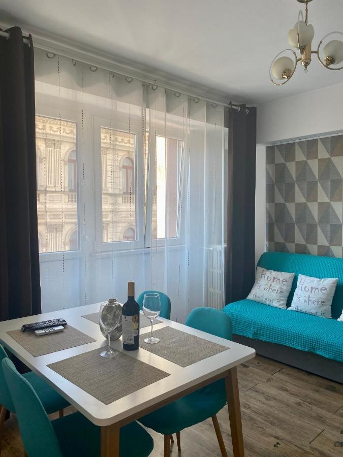 Ultracentral - Apartament Pe Calea Victoriei Bukurešť Exteriér fotografie